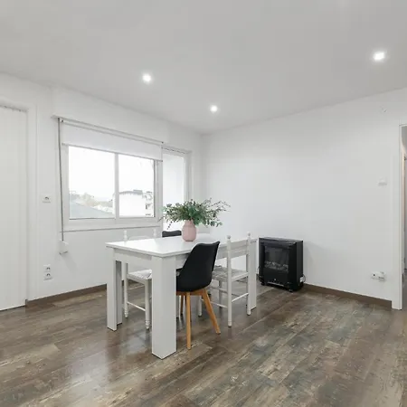 アパート Diafano, Amplio Y Luminoso By Porriño