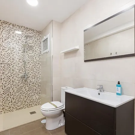 アパート Diafano, Amplio Y Luminoso By *